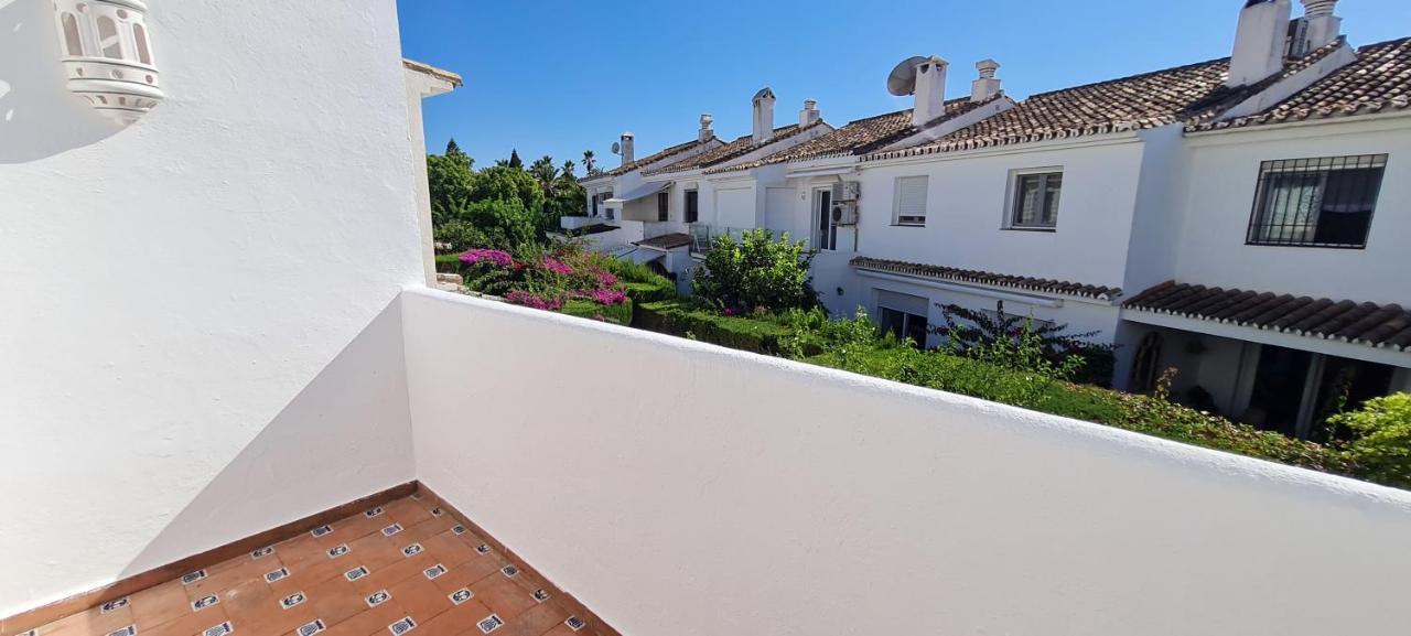 Maison Marbella Proche De La Mer Exterior photo